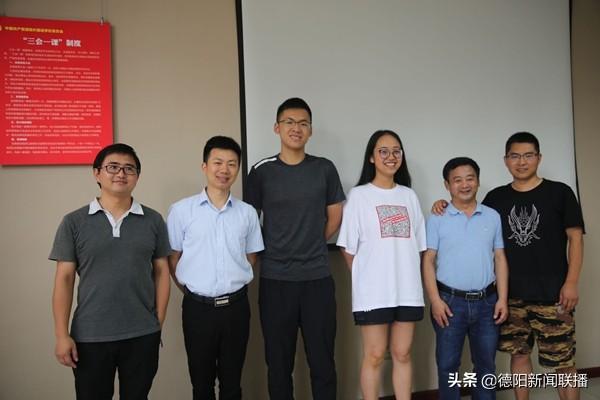讓青春作證 綻放別樣精彩——德陽外國語學校2019年優(yōu)秀畢業(yè)生黃詩瑤唐子力訪談